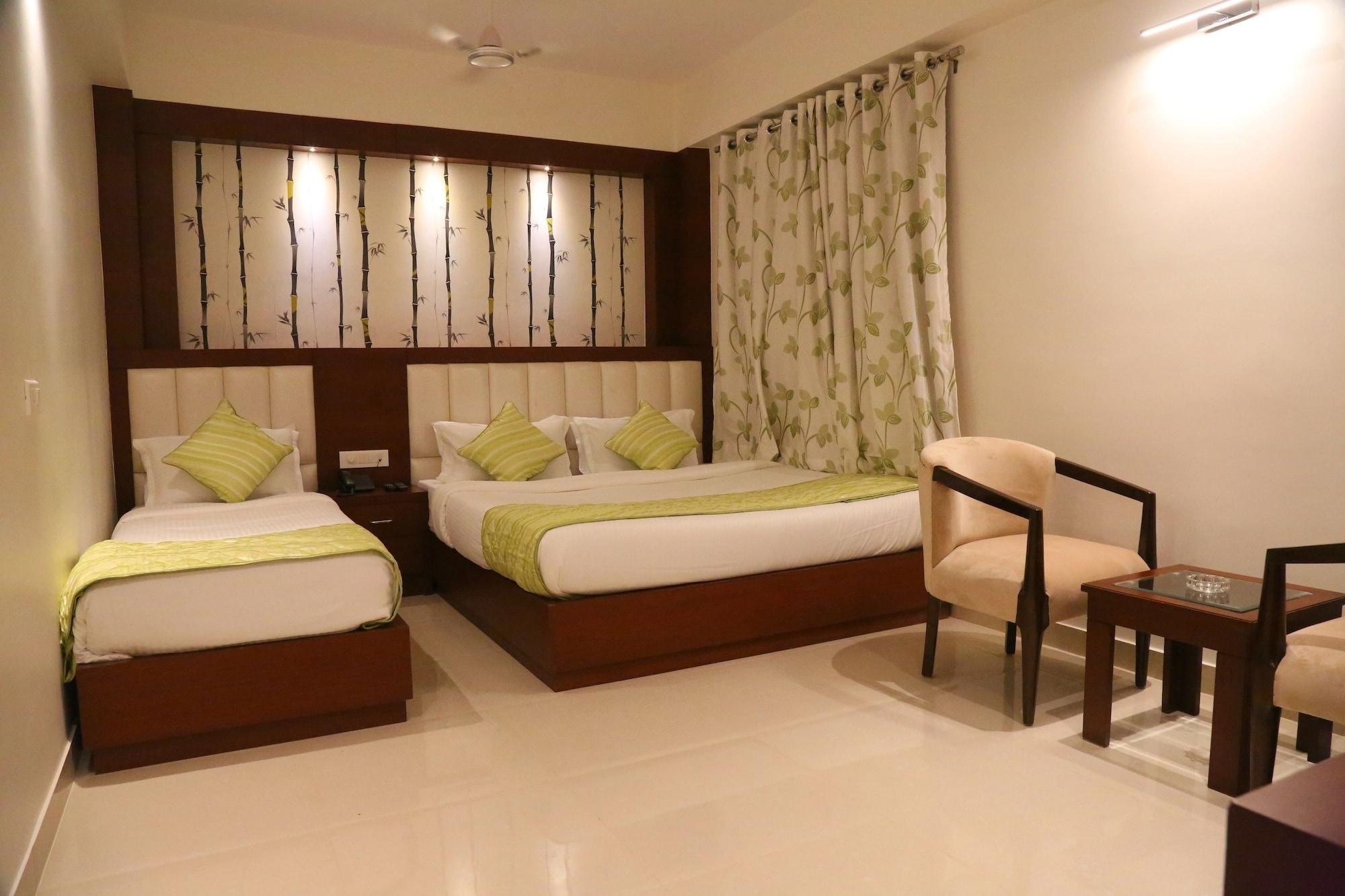 Hotel Varanasi Inn Kültér fotó