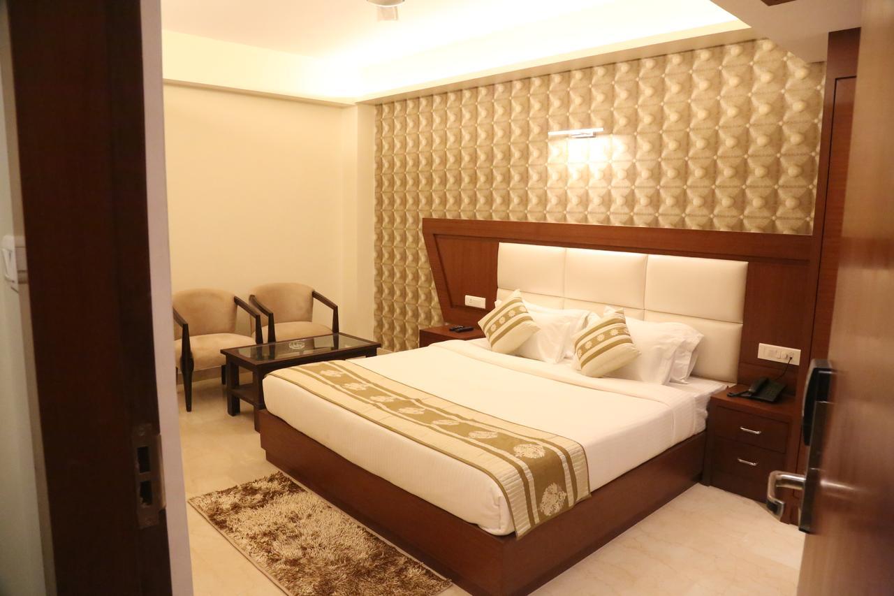 Hotel Varanasi Inn Kültér fotó