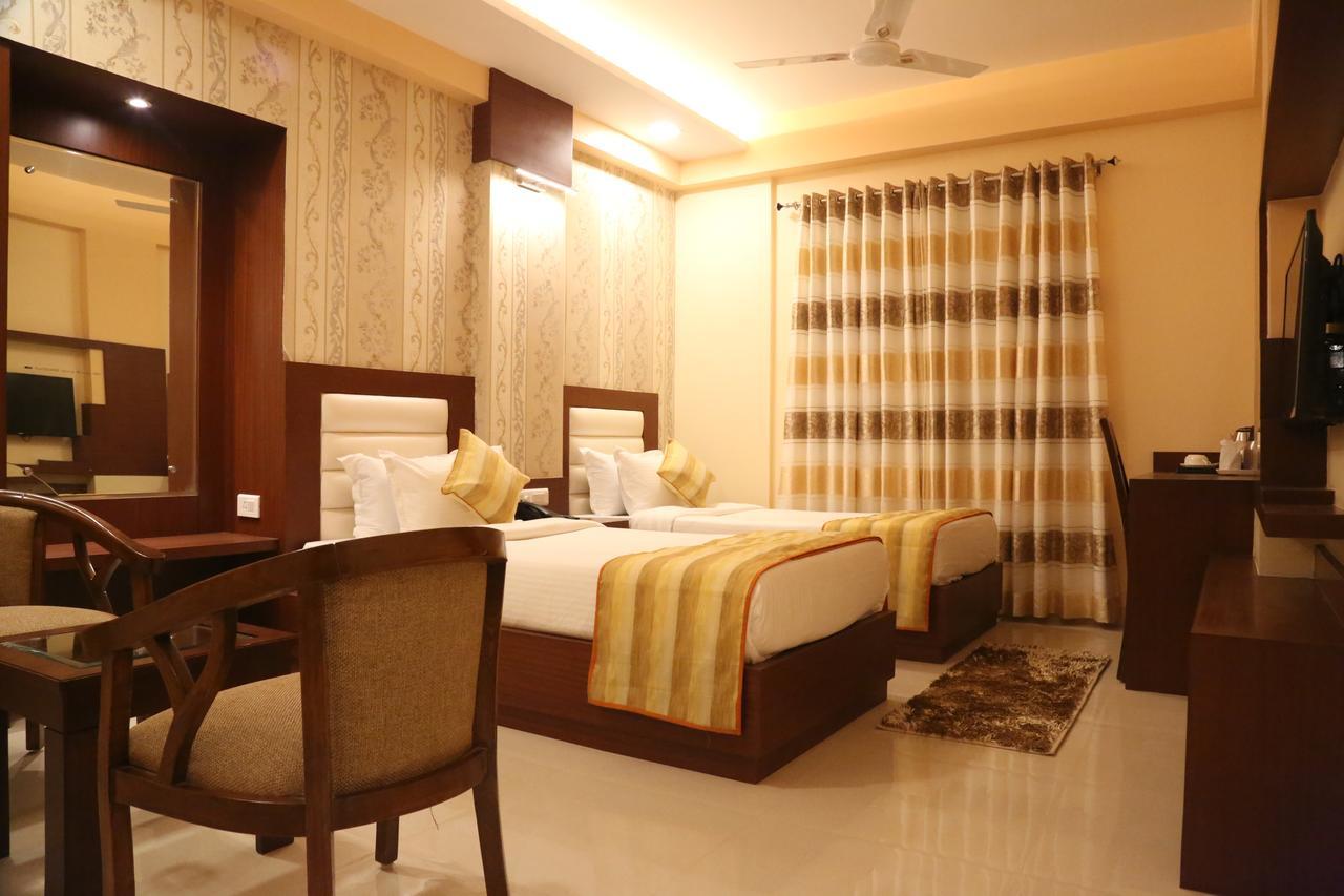 Hotel Varanasi Inn Kültér fotó