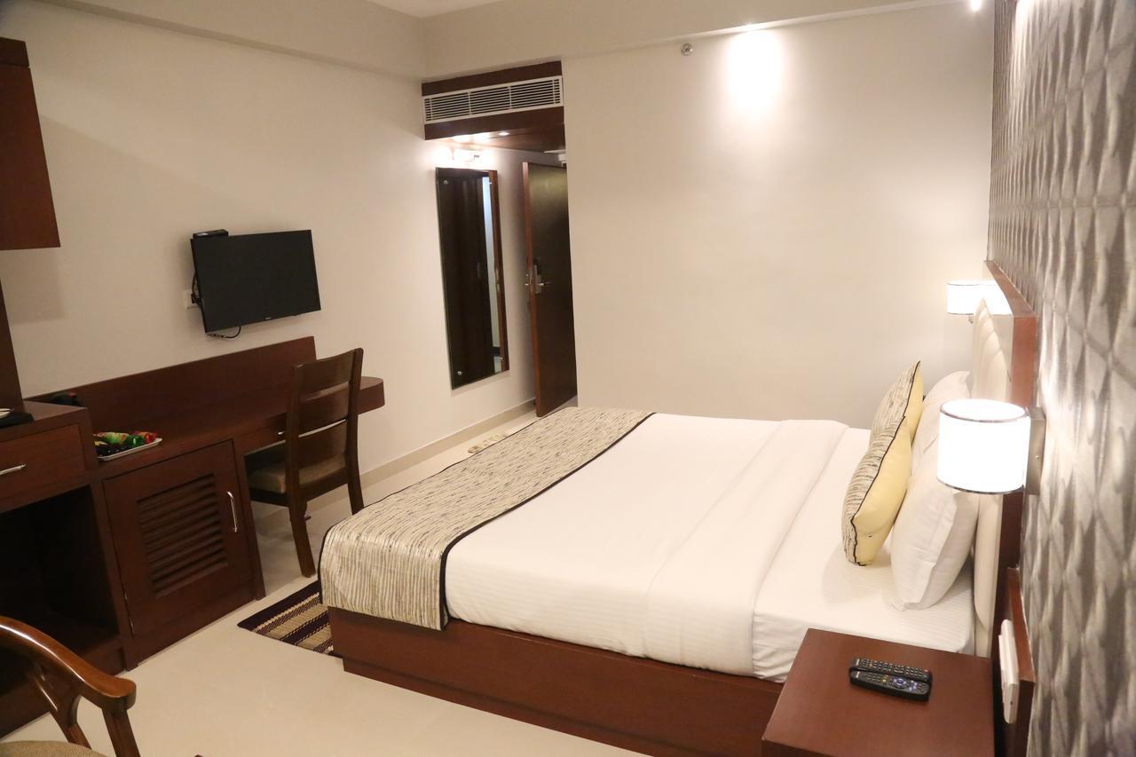 Hotel Varanasi Inn Kültér fotó