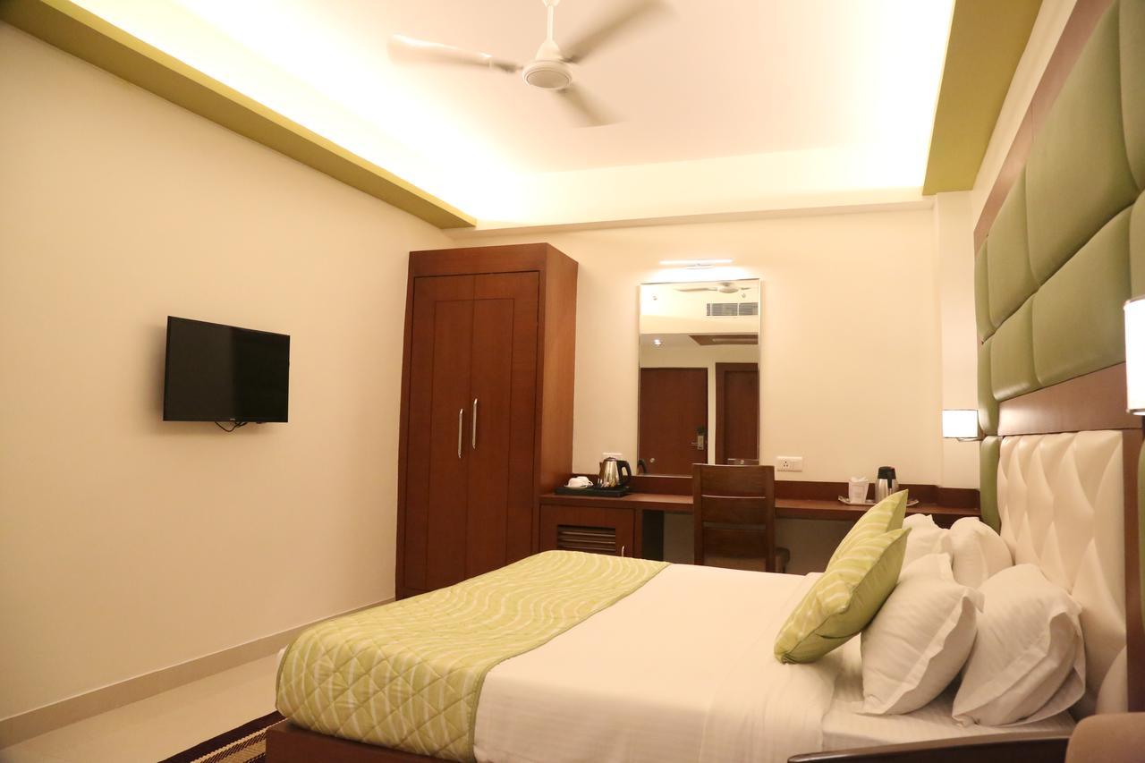 Hotel Varanasi Inn Kültér fotó