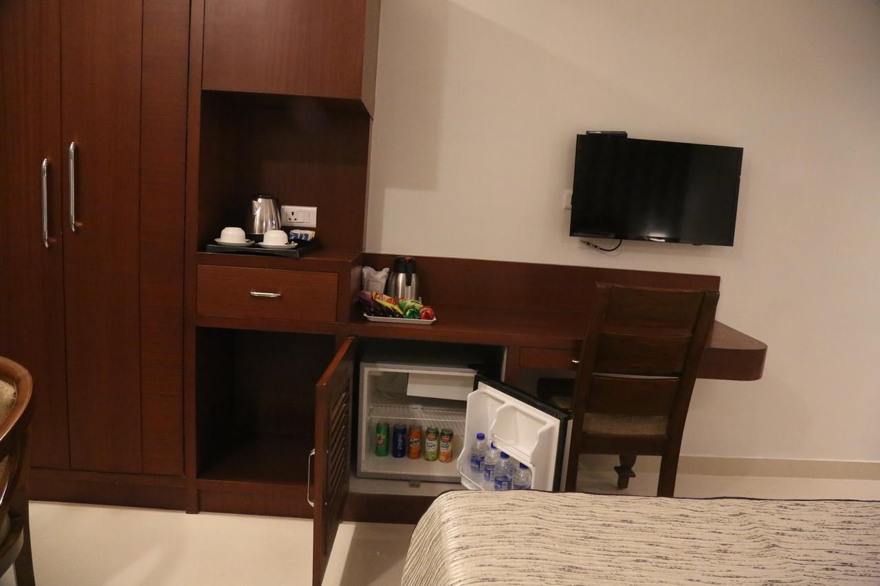 Hotel Varanasi Inn Kültér fotó