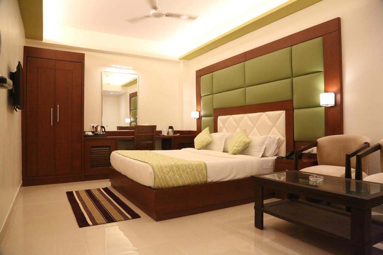 Hotel Varanasi Inn Kültér fotó